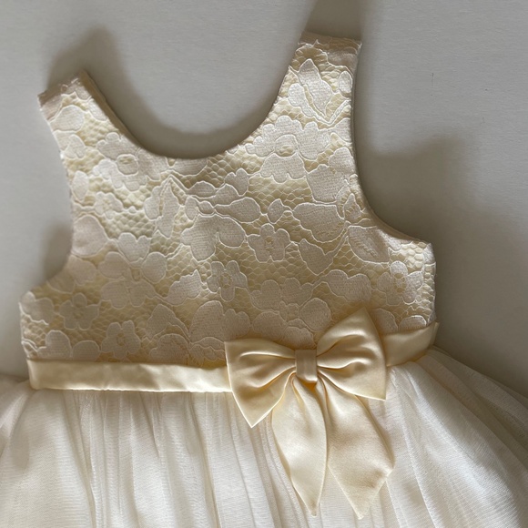 Couture Princess Girls Lace & Layered Tulle Dress Size 5 - Picture 9 of 11